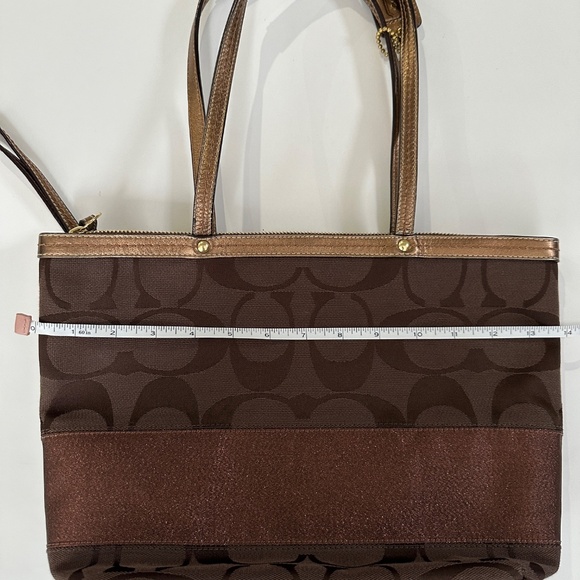 Coach Signature Brown Tote Bag - Picture 14 of 16